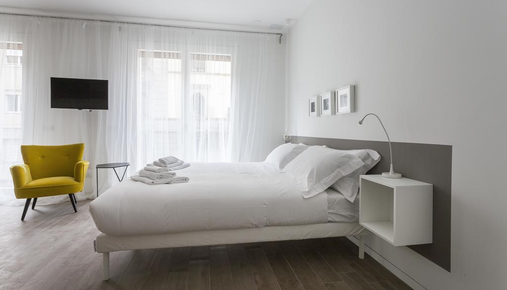 Italianway-Poma Apartment Milan Exterior photo